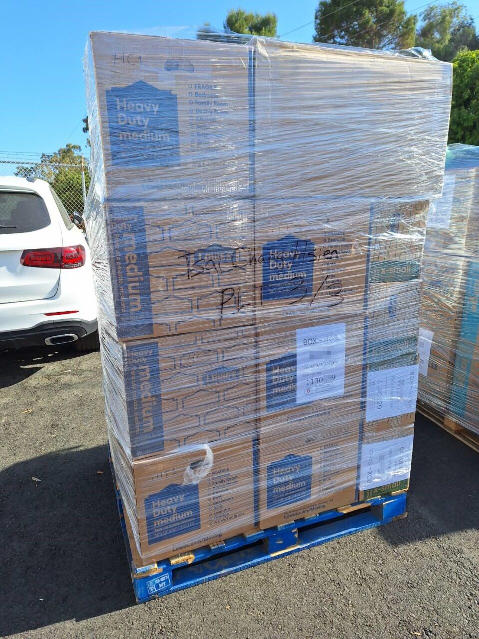 20 呎/40 呎貨櫃費用全美最具競爭力,國際搬家的最大成本就是海運貨櫃報價,而 Ship2TW 以大量出貨量與長期合作航商能給出最優惠價格;台灣人經營,語言文化完全零障礙,從美國取貨 → 出口 → 海運 → 台灣清關 → 送貨上樓,全由台灣團隊接手。 Ship To Taiwan(Ship2TW) 集團提供海運搬家跨國寄大件行李的一條龍服務,有任何空運海運寄東西問題歡迎點擊此連結聯絡ShipToTaiwan/Ship2TW海運公司。 20 呎/40 呎貨櫃費用全美最具競爭力,國際搬家的最大成本就是海運貨櫃報價,而 Ship2TW 以大量出貨量與長期合作航商能給出最優惠價格;台灣人經營,語言文化完全零障礙,從美國取貨 → 出口 → 海運 → 台灣清關 → 送貨上樓,全由台灣團隊接手。 Ship To Taiwan(Ship2TW) 集團提供海運搬家跨國寄大件行李的一條龍服務,有任何空運海運寄東西問題歡迎點擊此連結聯絡ShipToTaiwan/Ship2TW海運公司。